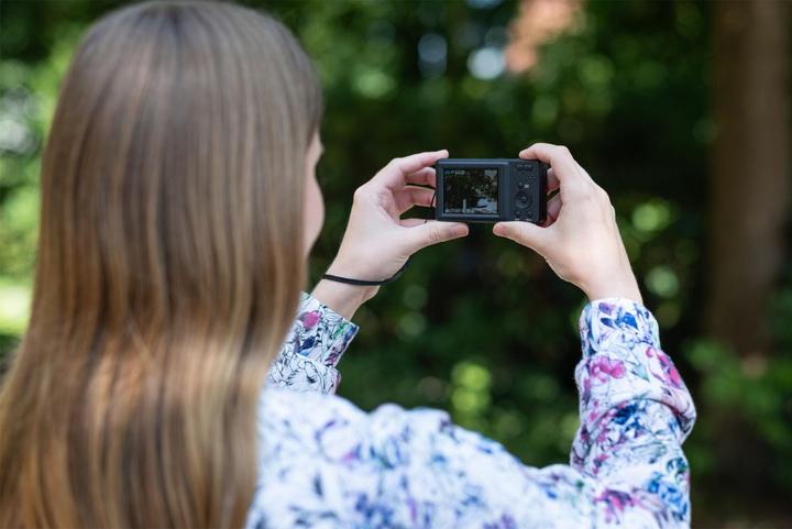 Actual product image Rollei Compactline Pocket Black (5 Mpx)