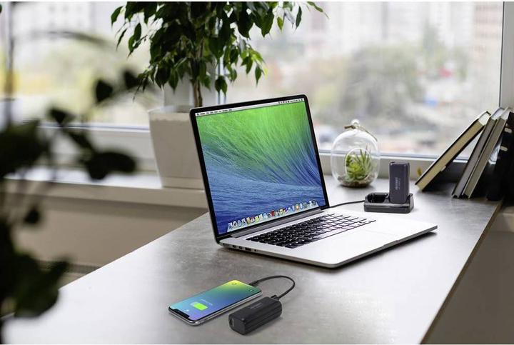 Produktbild Voltcraft Ladestation mit 2 Powerbanks 5000 mAh (5000 mAh, 18.50 Wh)