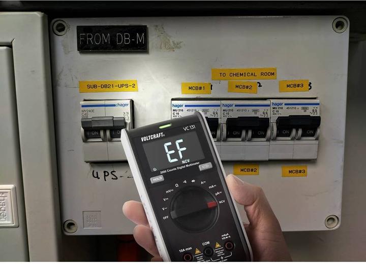 Produktbild Voltcraft VC131 Digital Multimeter (CAT III 600V)