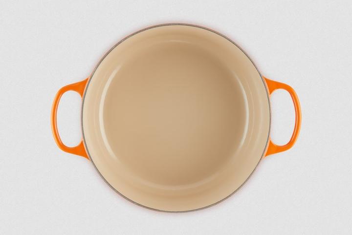 Actual product image Le Creuset Signature (18 cm, Casserole + Stewpot, Cast iron)