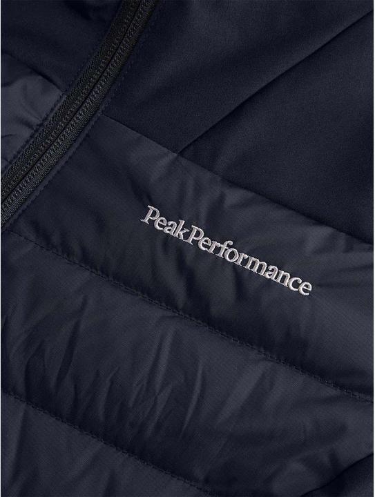 Actual product image Peak Performance Blackfire (M)