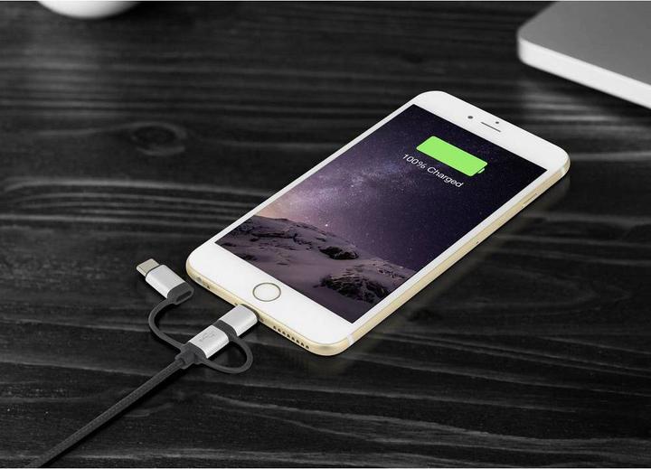 Produktbild Renkforce 3-in-1 Micro-USB/Lightning/USB-C Lade- & Sync-Kabel 1.5 m (1.50 m, USB 2.0, 2.50 W)