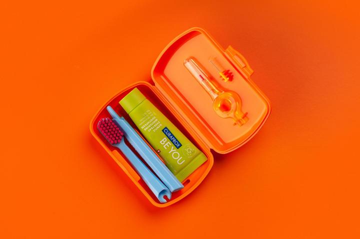 Actual product image Curaprox Travel Set Orange (Soft, 1 x)