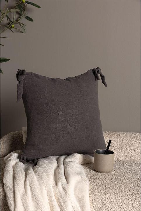 Actual product image Venture Home Nora (40 x 40 cm)