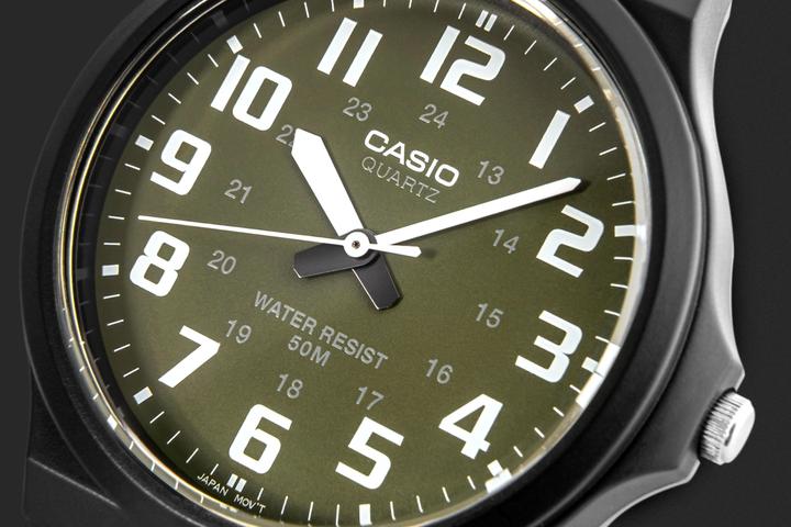 Image du produit Casio MW-240-3B (Montre analogique, 43 mm)
