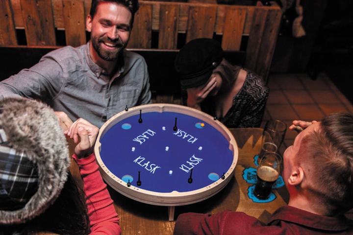 Produktbild Game Factory Klask 4 (Deutsch, Französisch, Italienisch, Englisch)