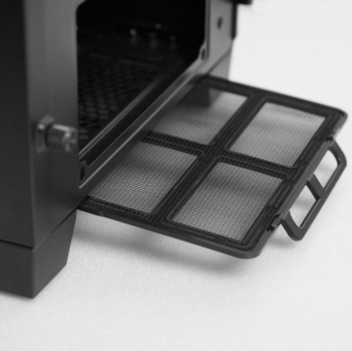 Actual product image Chieftec APEX Q GA-01B-Q-OP ATX (mATX, ATX, Mini-ITX, E-ATX)
