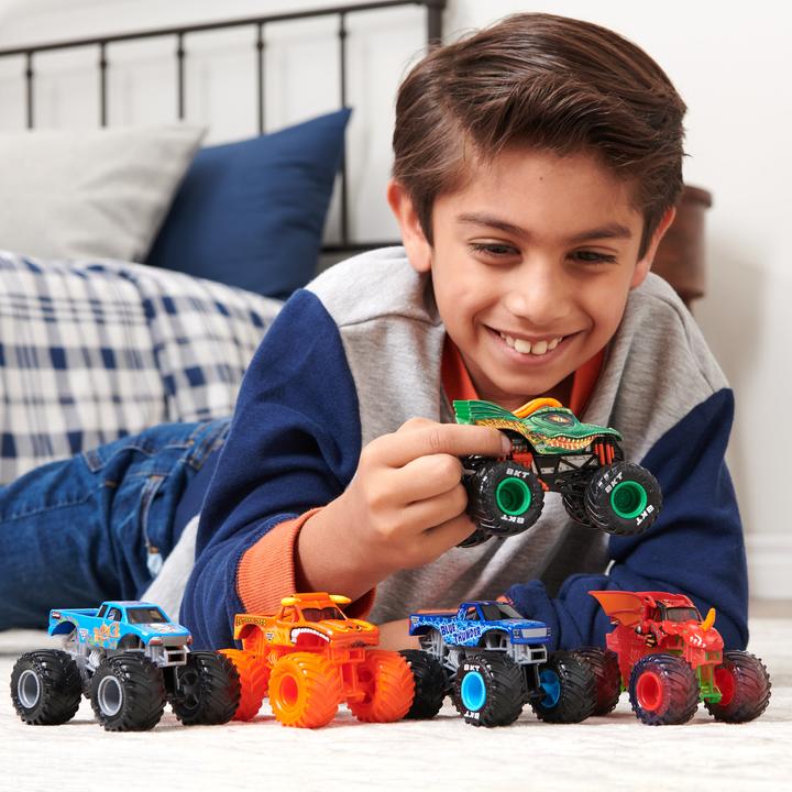 Image du produit Spin Master Monster Jam, Monster trucks en métal moulé Max D Vs. El Toro Loco officiels, échelle 1:64, jouets po