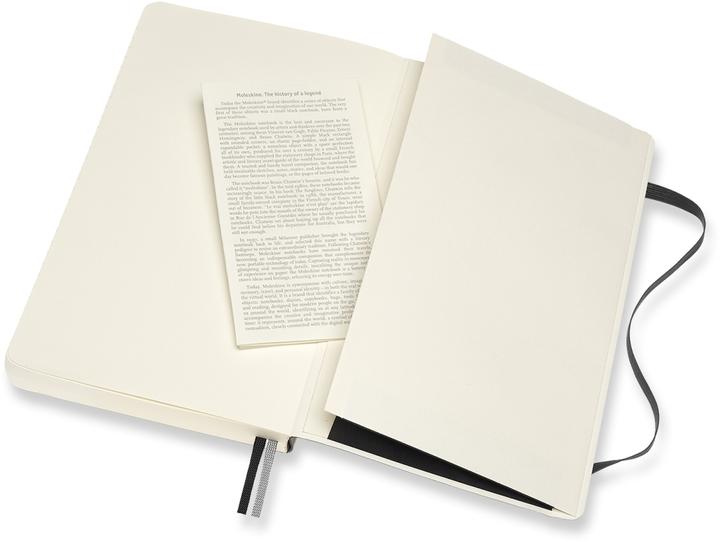 Actual product image Moleskine Classic (A5, Lined, Hardcover)