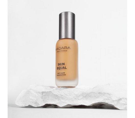 Immagine prodotto Madara Cosmetics Skin Equal 30 ml Liquid 50 Golden Sand (50 Sabbia d'oro)