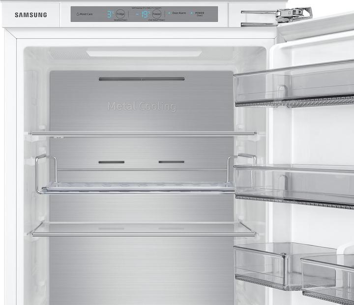 Actual product image Samsung BUILT IN REFRIGERATOR BRB30715EWW/EF SMG (298 l)