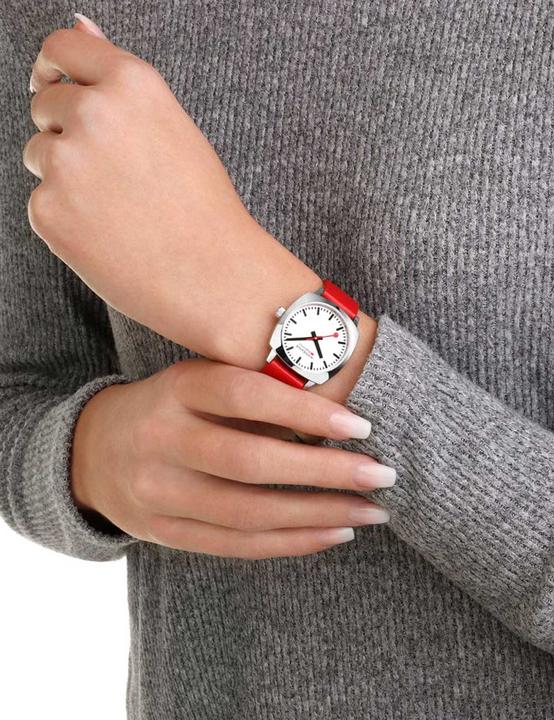 Image du produit Mondaine Petite Cushion (Montre analogique, 31 mm)