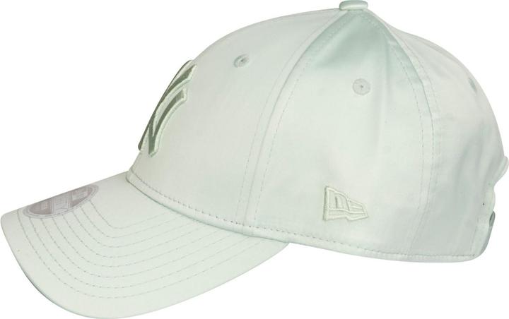 Actual product image New Era 9Forty Ladies Cap - Satin New York Yankees Mint