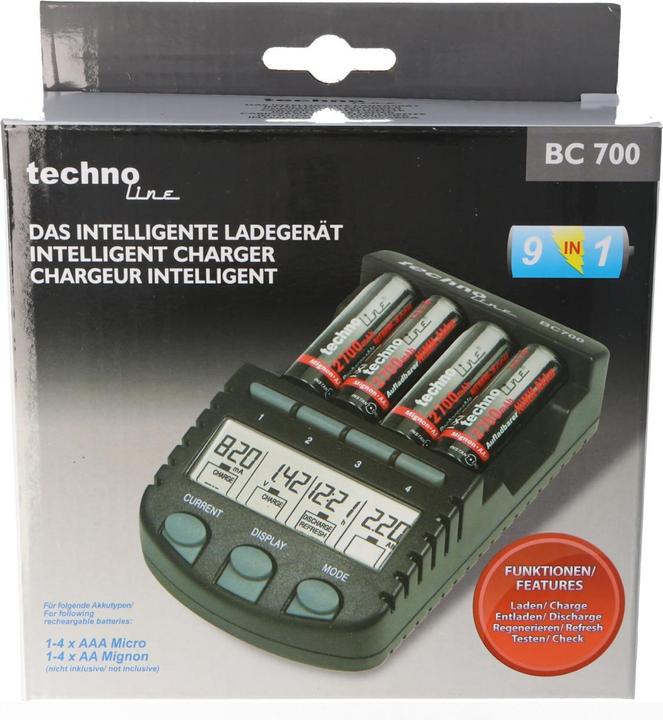 Immagine prodotto Sanyo Eneloop AAA HR-4UTGA e BC-700 LCD Quick Charger (4 pz., AAA, 700 mAh, Batteria + Caricabatterie)