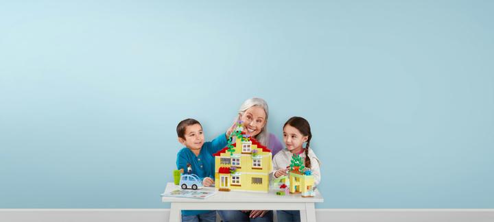Produktbild LEGO 3-in-1-Familienhaus (10994)