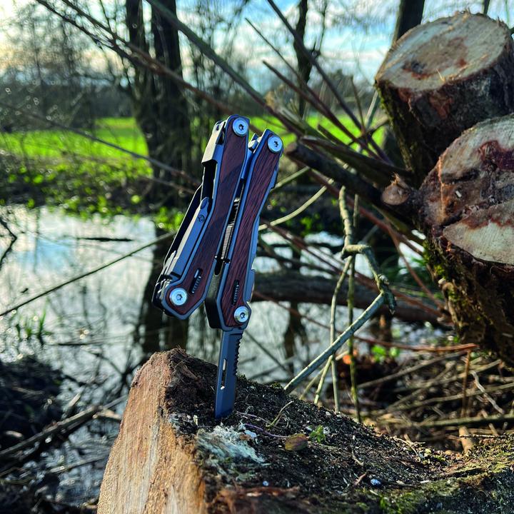 Produktbild Proton Multitool Bushcraft mit 15 Funktionen (15 Funktionen)