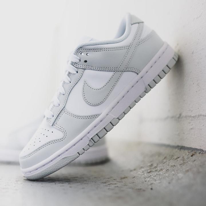 Produktbild Nike Dunk Low (44)