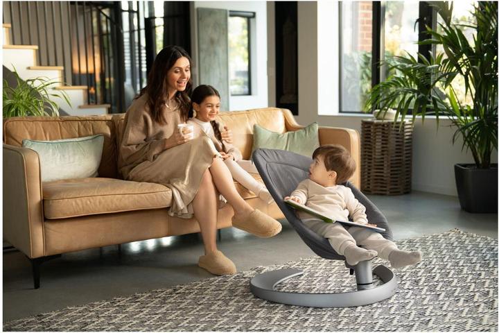Actual product image Nuna LEAF grow with play bar