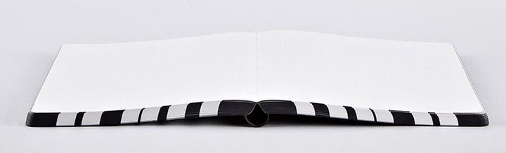 Actual product image Nuuna Notebook Graphic A5 52002 (22 x 16.5 cm, Dotted, Soft cover)