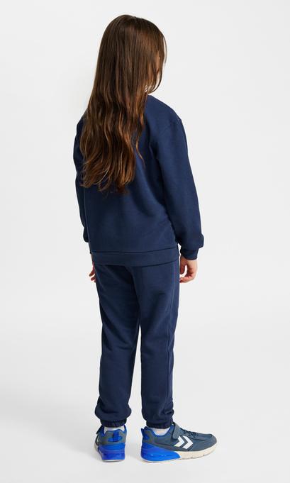 Actual product image hummel hmlJR BASE SWEAT SET (110)