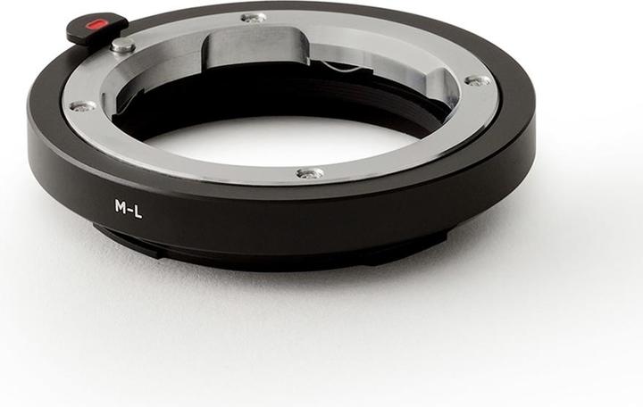 Actual product image Urth Lens Mount Adapter