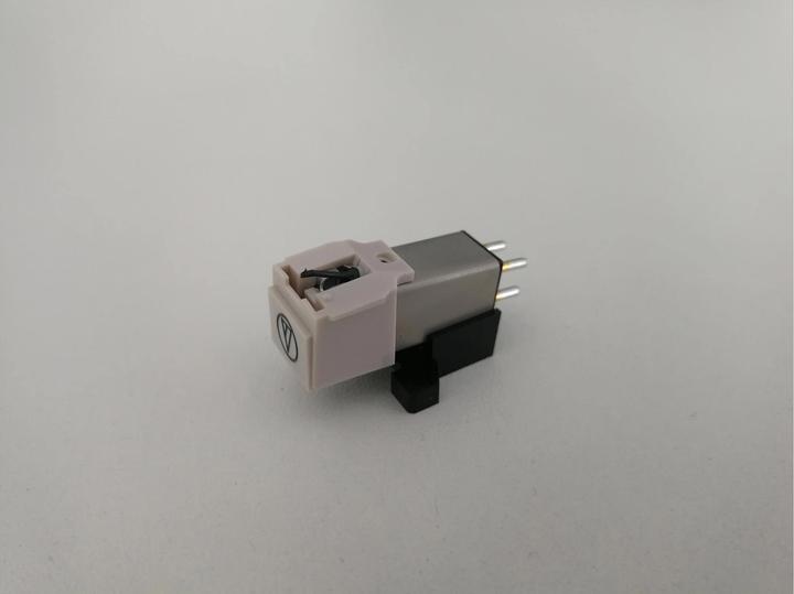 Produktbild Soundmaster Ersatznadel zu NR546, NR995, PL880 Weiss (Tonabnehmer)