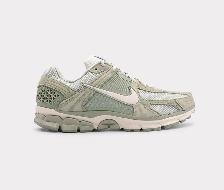 Nike Zoom Vomero 5