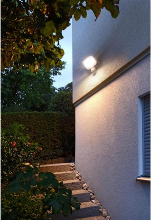 Produktbild Brennenstuhl LED Strahler AL 2050 mit PIR (20W, 2080lm, 3000K, IP44, LED Fluter zur Wandmontage mit Bewegungs (2080 lm)