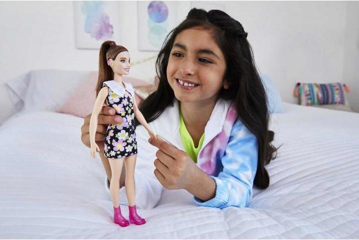 Actual product image Barbie Fashionistas
