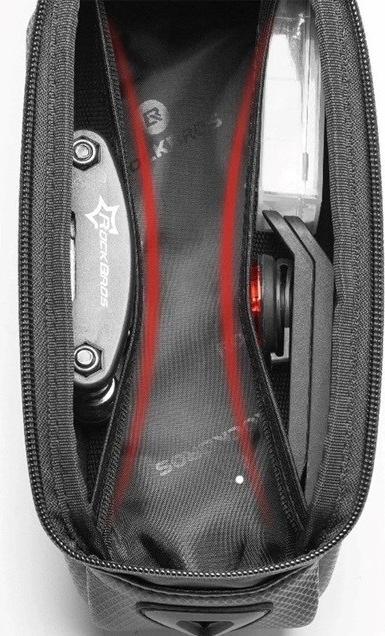 Actual product image Rockbros B68-1 armoured bicycle bag for phone 1.5l - black (1.70 l, Luggage carrier bag)