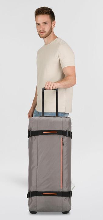 Actual product image American Tourister URBAN TRACK Duffle with Wheels (133 l, XL (from 140l))