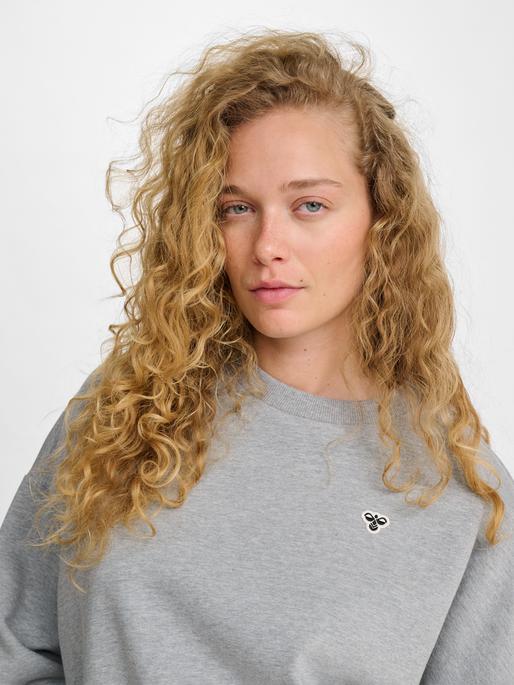 Produktbild hummel hmlBOXY W CREWNECK BEE (M)