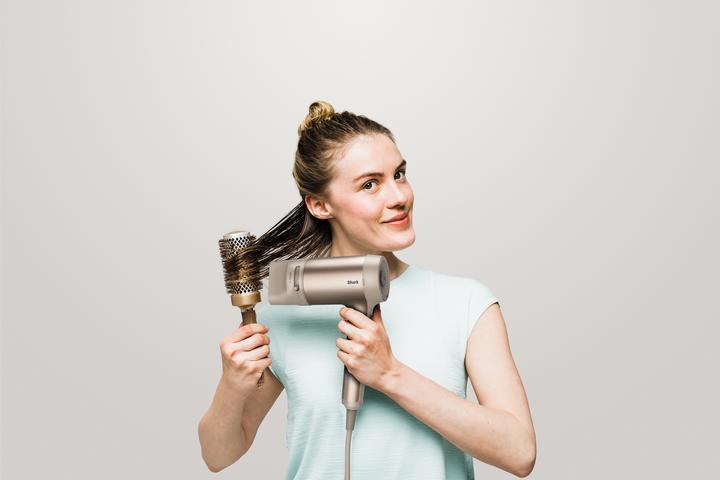 Image du produit Shark Style IQ Sèche-cheveux & Styler avec diffuseur