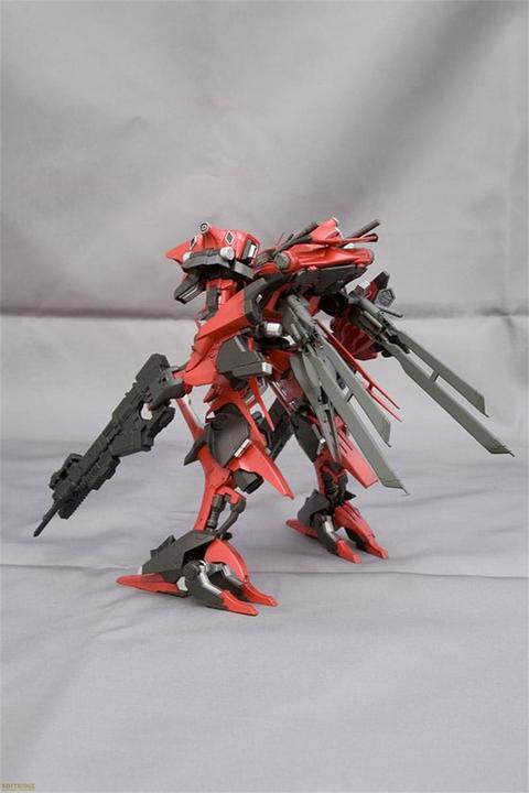 Produktbild Kotobukiya Armored Core Plastic Model Kit 1/72 Rayleonardo 03-Aaliyah Kpachar Full Package Versionn 14 cm