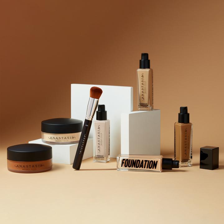 Actual product image Anastasia Beverly Hills Luminous Foundation (230N)