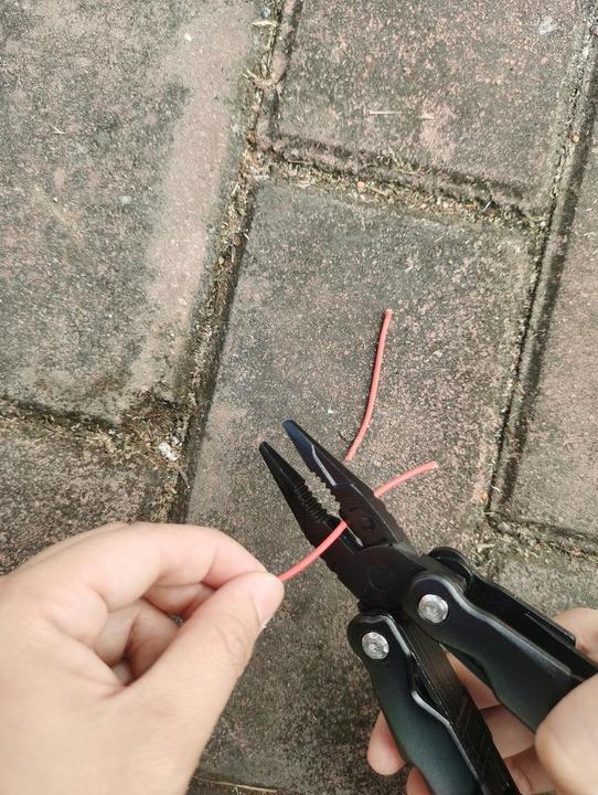 Produktbild KS Tools Messer und Multifunktionszange (15 Funktionen)