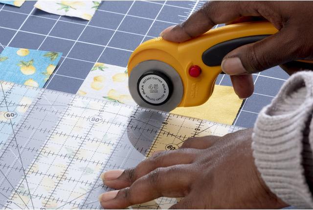 Actual product image Olfa Patchwork ruler (600 mm)