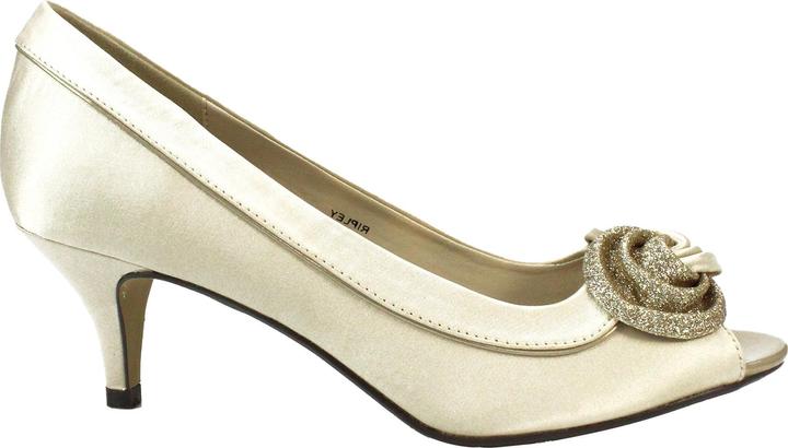 Lunar Pumps Ripley Satin