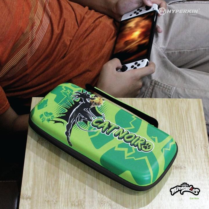 Produktbild Hyperkin Official Miraculous Hard Carrying Case - Switch/Lite/Oled (Bug & Cat) (Switch)