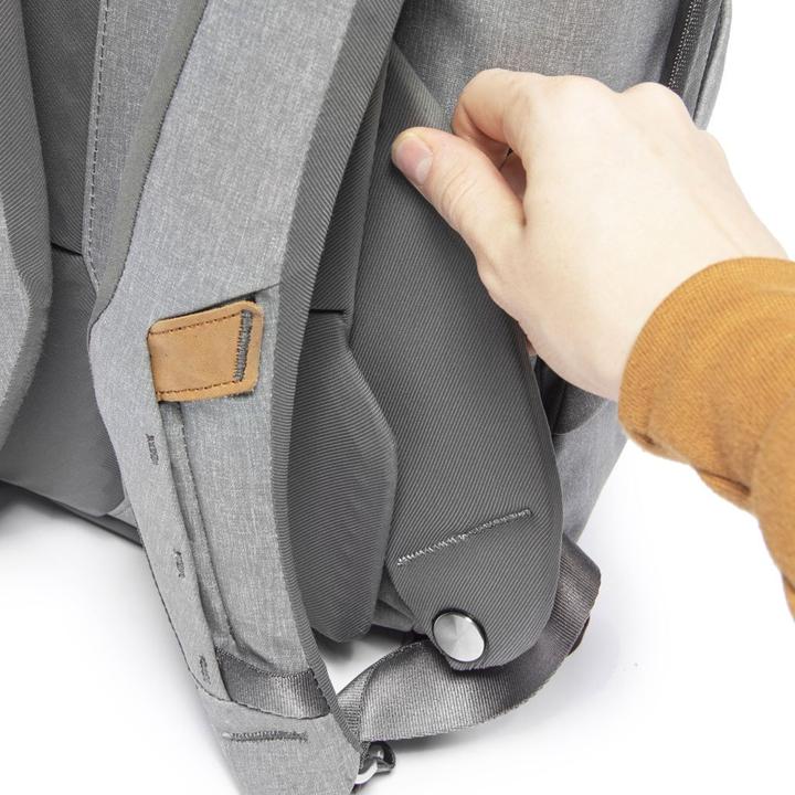 Actual product image Peak Design Everyday Hip Belt (Camera shoulder bag)