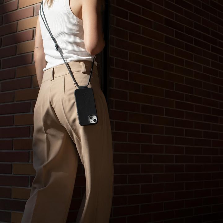 Image du produit Native Union Étui Sling for iP 13 en cuir noir