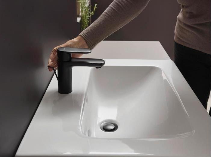 Produktbild hansgrohe Vernis Blend Einhebel-Waschtischarmatur 100 mit Zugstangen-Ablaufgarnitur