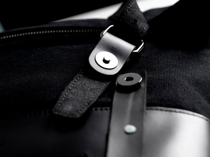 Image du produit Only-Bags.Store Sac à dos en toile, sac à dos en cuir durable, sacoche moderne pour ordinateur portable 17 pouces
