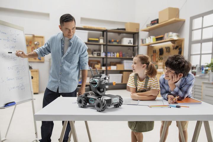 Actual product image DJI RoboMaster S1