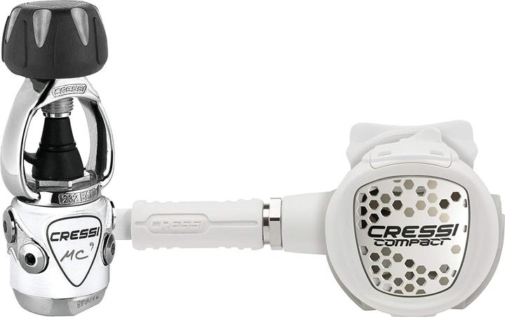 Immagine prodotto Cressi MC9 + Compatto