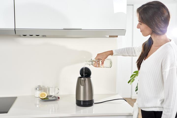 Immagine prodotto Black & Decker BXKE2201E (1.70 l)