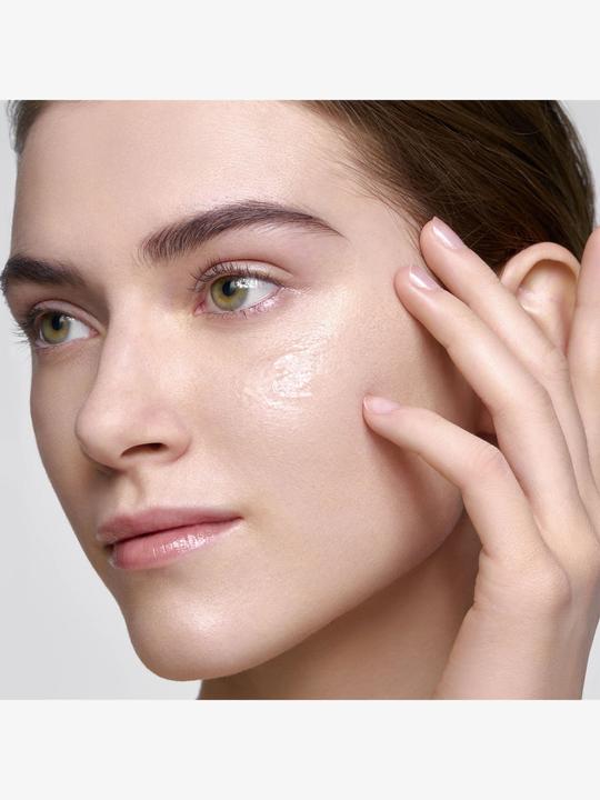 Actual product image Clé De Peau The Serum (30 ml)
