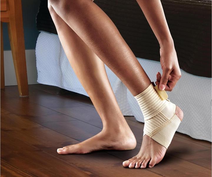 Actual product image Futuro Sprunggelenk Bandage (L)