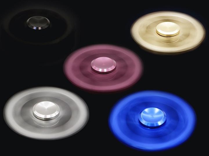 Actual product image FidgetSpinner Dollar Sign Hand Spinner
