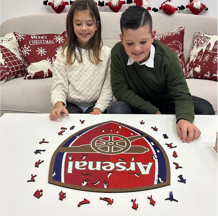 Actual product image Iconic Arsenal FC - Logo - Wooden Puzzle Size M (270 pieces) (270 pieces)